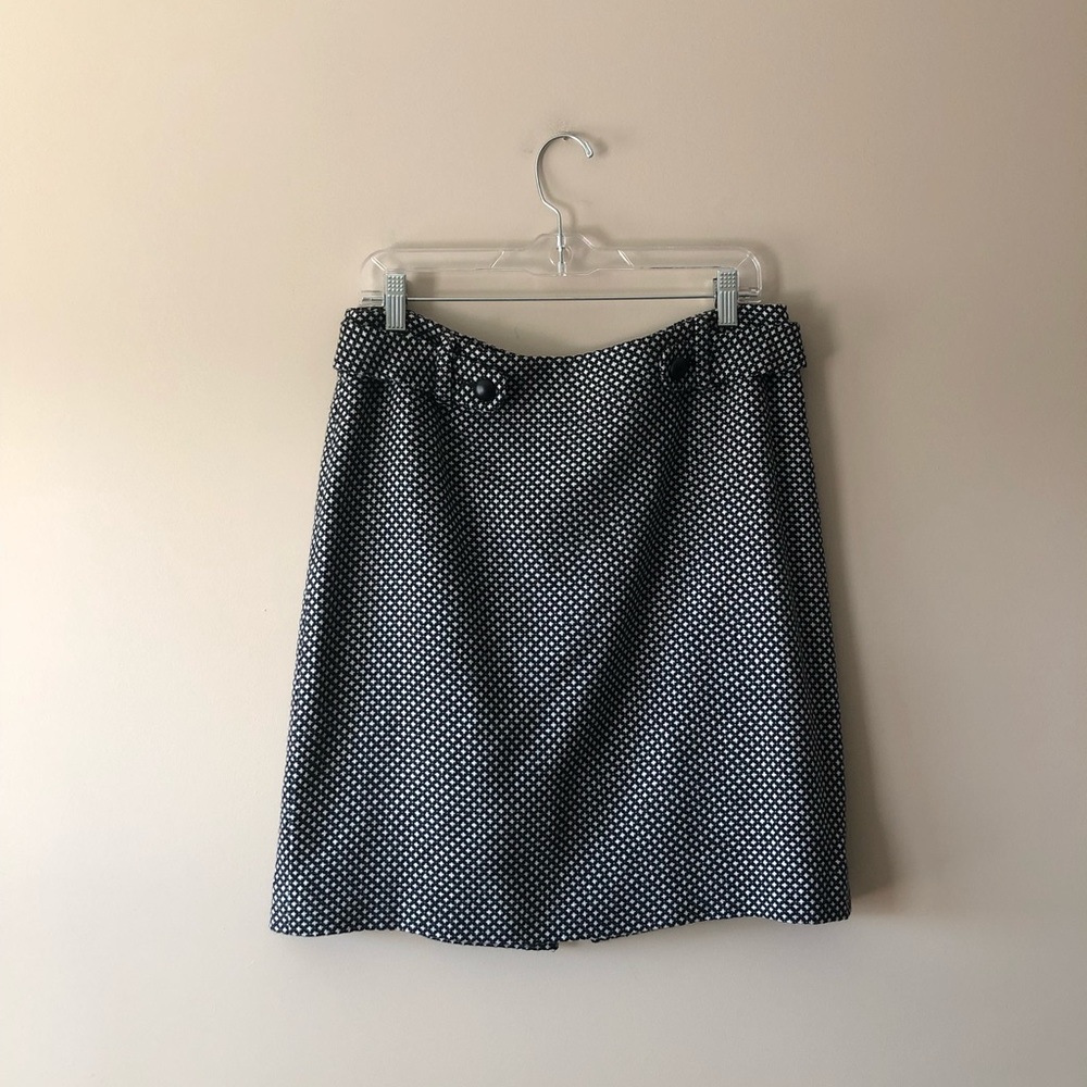 Banana Republic Factory black and white skirt